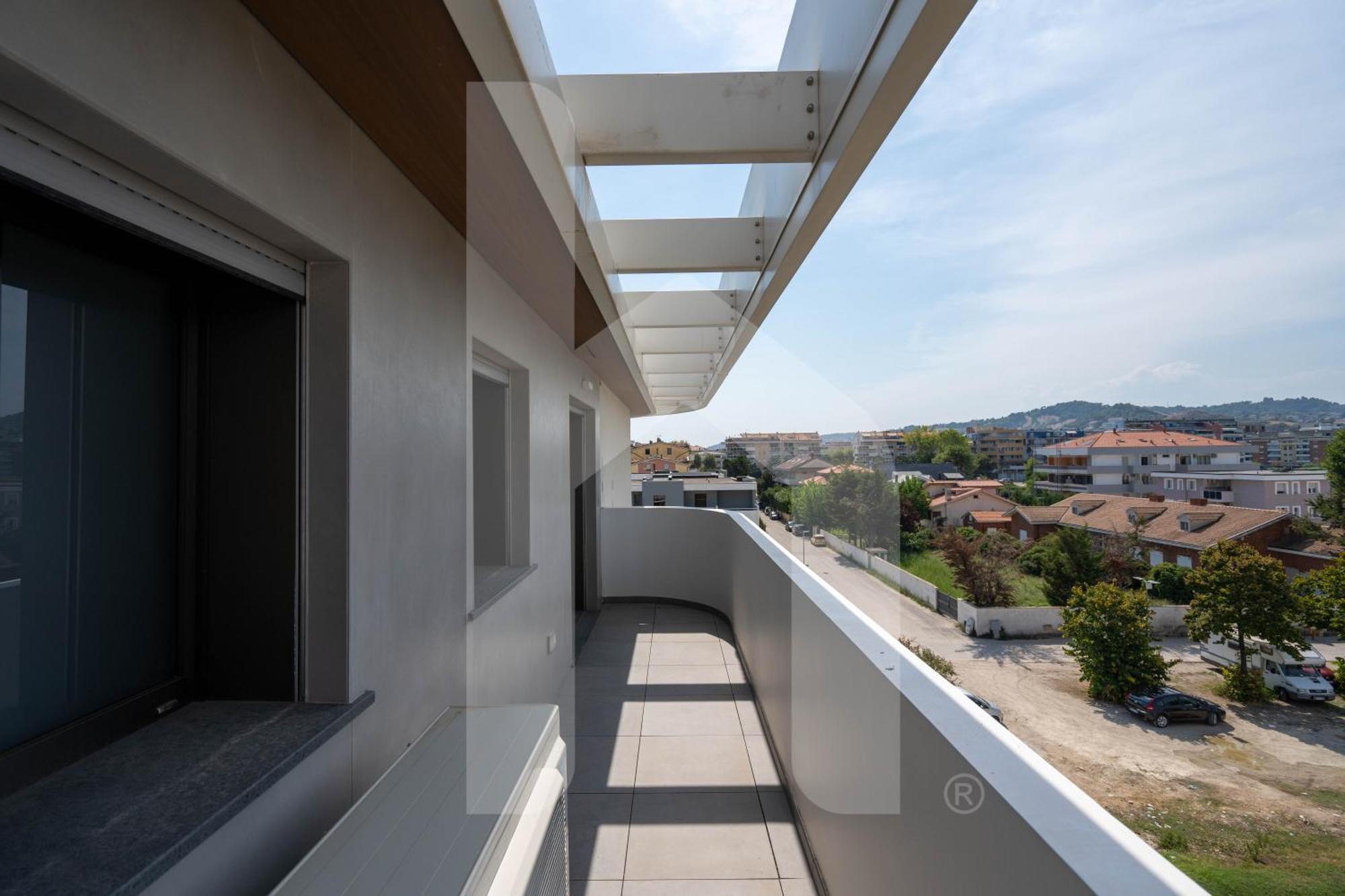 Homiday - Waterfront Montesilvano Exterior foto