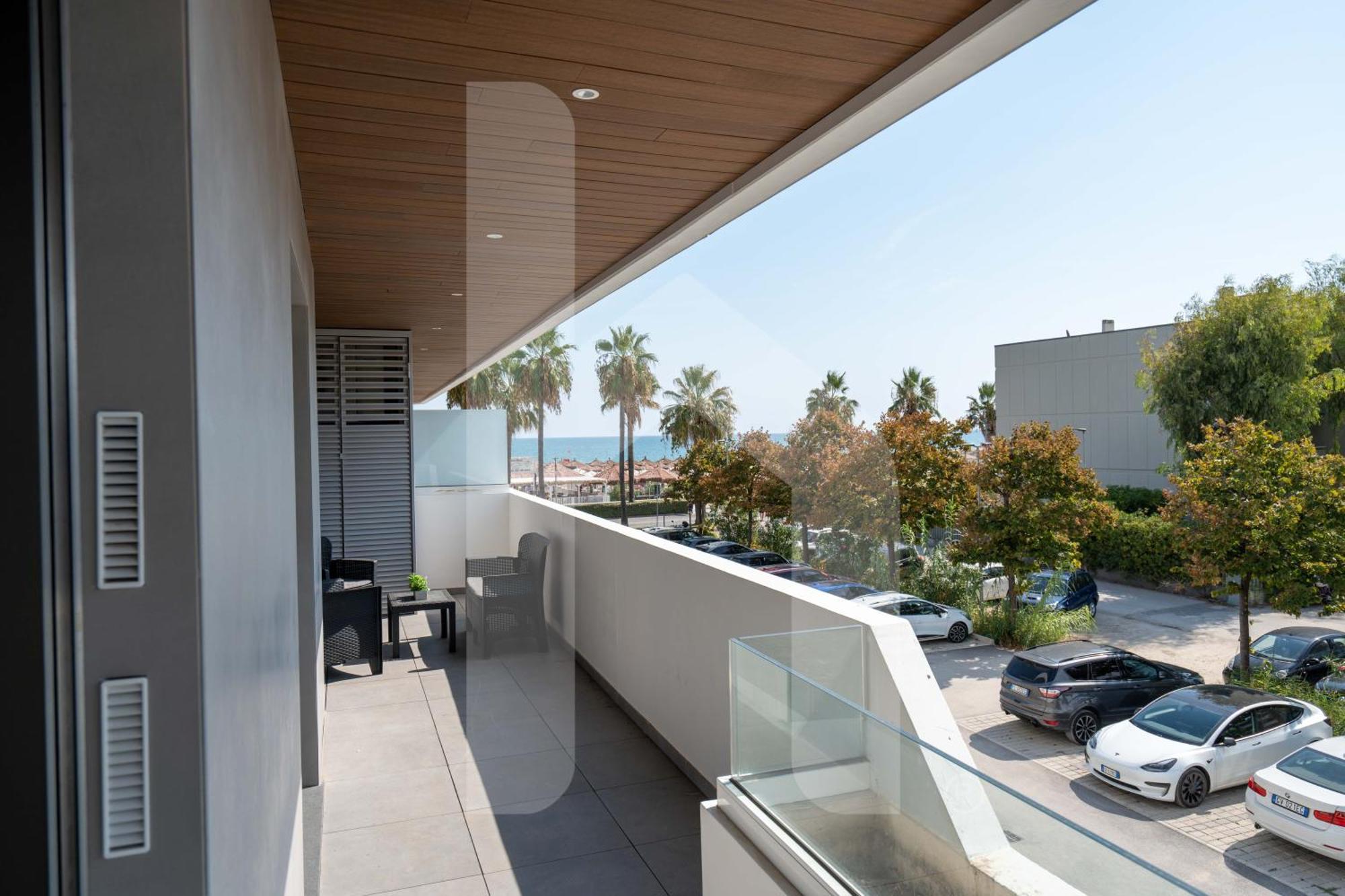 Homiday - Waterfront Montesilvano Exterior foto