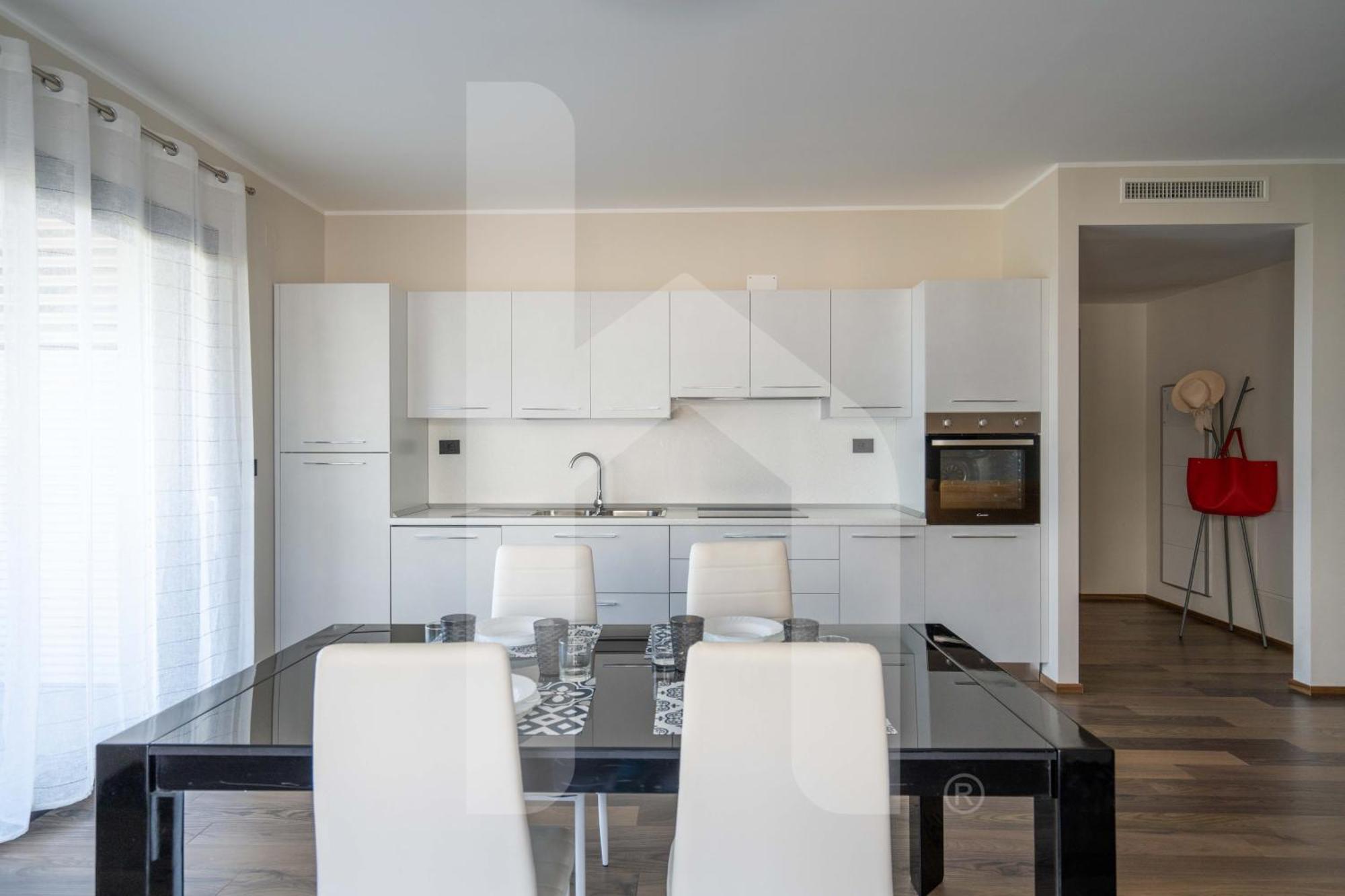 Homiday - Waterfront Montesilvano Exterior foto